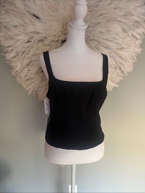 NWT Sunday Best fitted top.